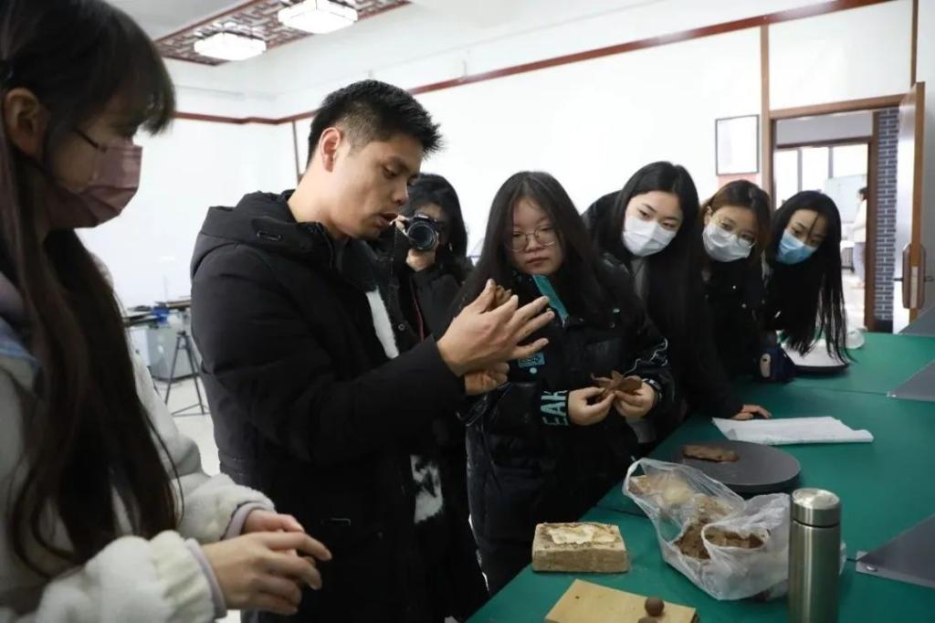 国产精品自产拍在线观看免费