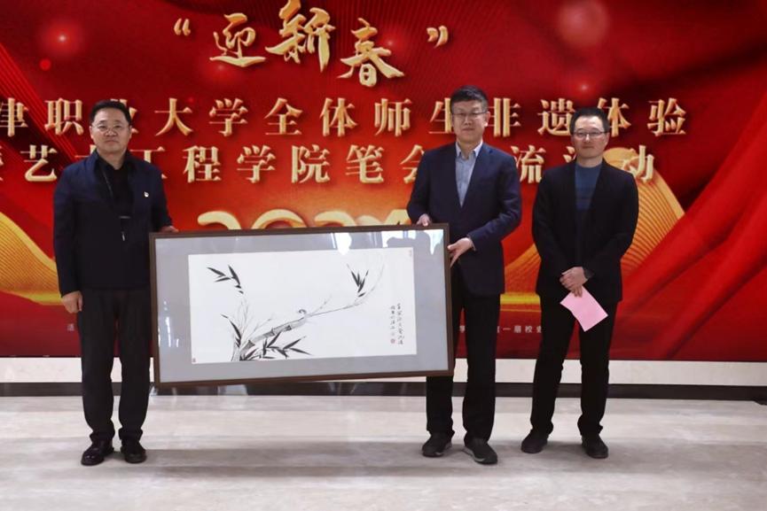 国产精品自产拍在线观看免费