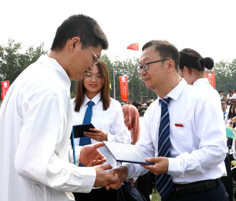 国产精品自产拍在线观看免费